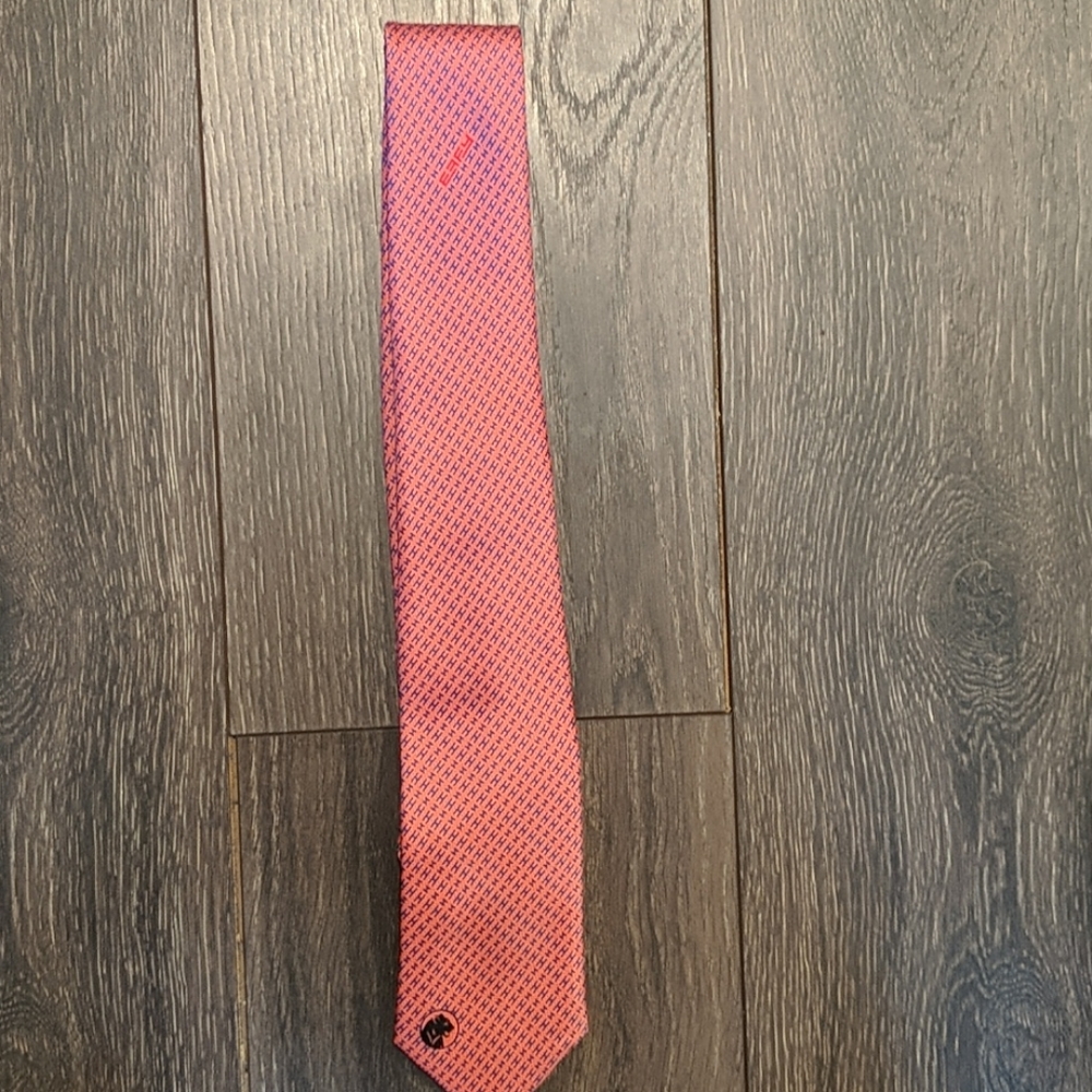 Effy Tie